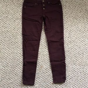 Mid rise stretchy skinny jeans